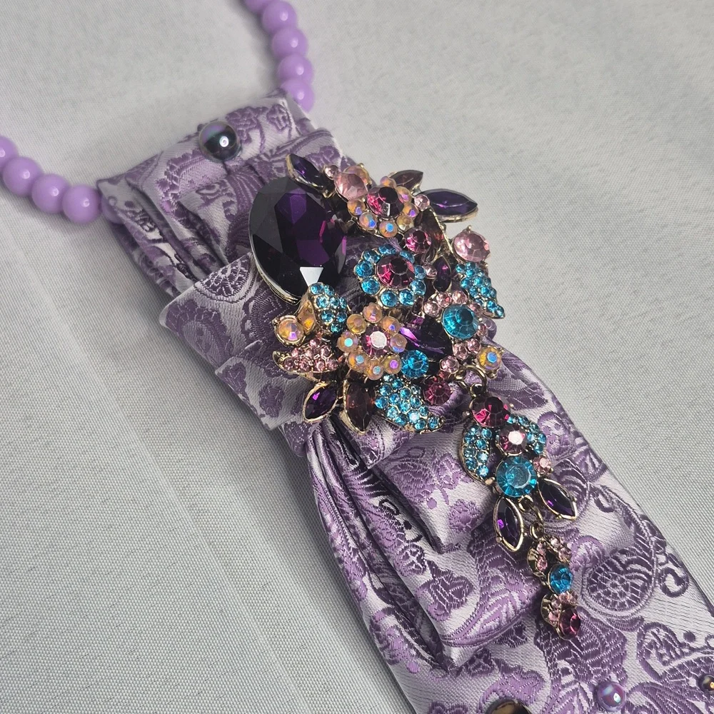 Handcrafted Luxury Fashion Necktie Necklace 📿 (PURPLE - LICIOUS)